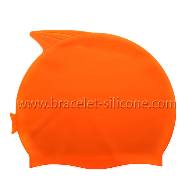 Our silicone swimming cap are comfortably fitted for water activities which also protects your hair from harsh and chlorine. Different sizes and shapes are available with competitive price for your need.